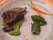 Kalbsbäckchen mit Erbsen-Zitronen-Püree und Portwein-Balsamico-Schalotten - Rezept - Bild Nr. 17063