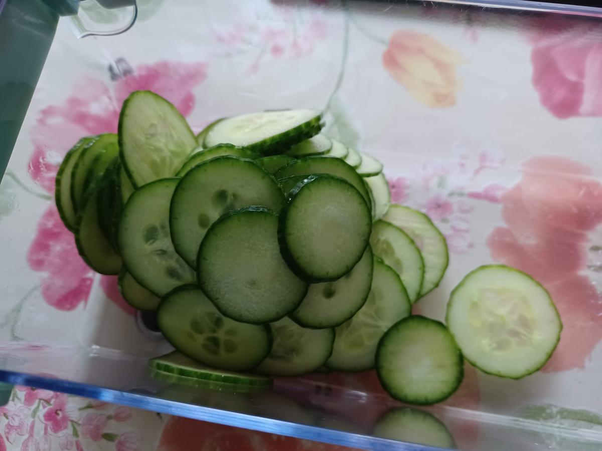 Schneller Gurkensalat - einfach - von loewe_bs