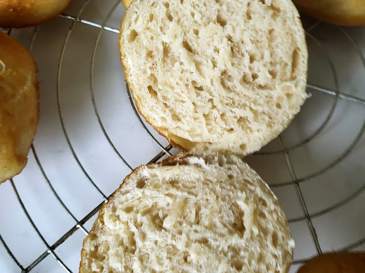 Laugenbrötchen aus reinem Sauerteig - Rezept - Bild Nr. 5