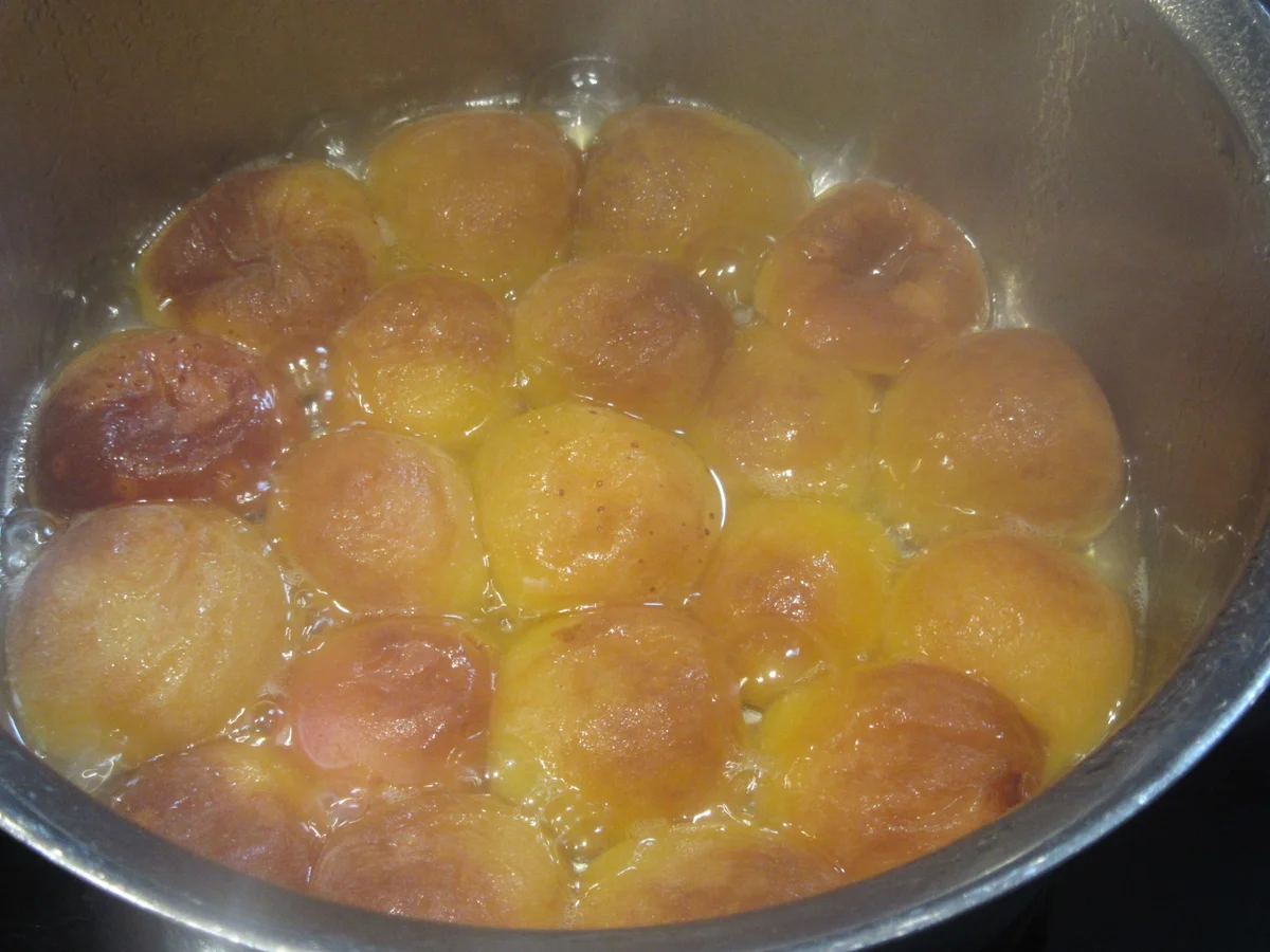 Rezept: Pfannkuchen: Little Sweet Dutch Baby mit Marillen Bild Nr. 4 Pfannkuchen: Little Sweet Dutch Baby mit Marillen - Rezept - Bild Nr. 4