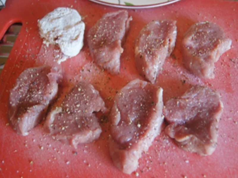 Rezept: Spargel mit Kräuter-Salatsauce, Mini-Knusper-Schnitzeln und gelben Drillingen Bild Nr. 11 Spargel mit Kräuter-Salatsauce, Mini-Knusper-Schnitzeln und gelben Drillingen - Rezept - Bild Nr. 11