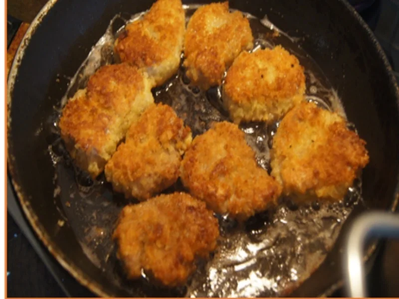 Rezept: Spargel mit Kräuter-Salatsauce, Mini-Knusper-Schnitzeln und gelben Drillingen Bild Nr. 15 Spargel mit Kräuter-Salatsauce, Mini-Knusper-Schnitzeln und gelben Drillingen - Rezept - Bild Nr. 15