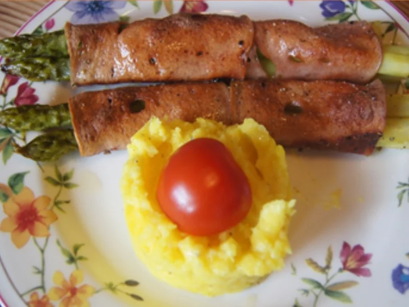 Grüner Spargel mit Leberkäsemantel und Kartoffelstampf - Rezept - Bild Nr. 17080
