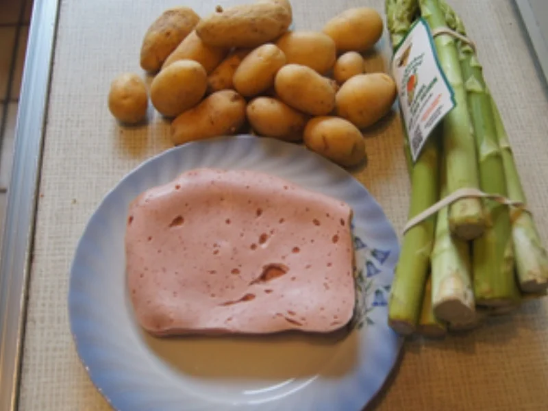 Grüner Spargel mit Leberkäsemantel und Kartoffelstampf - Rezept - Bild Nr. 17081