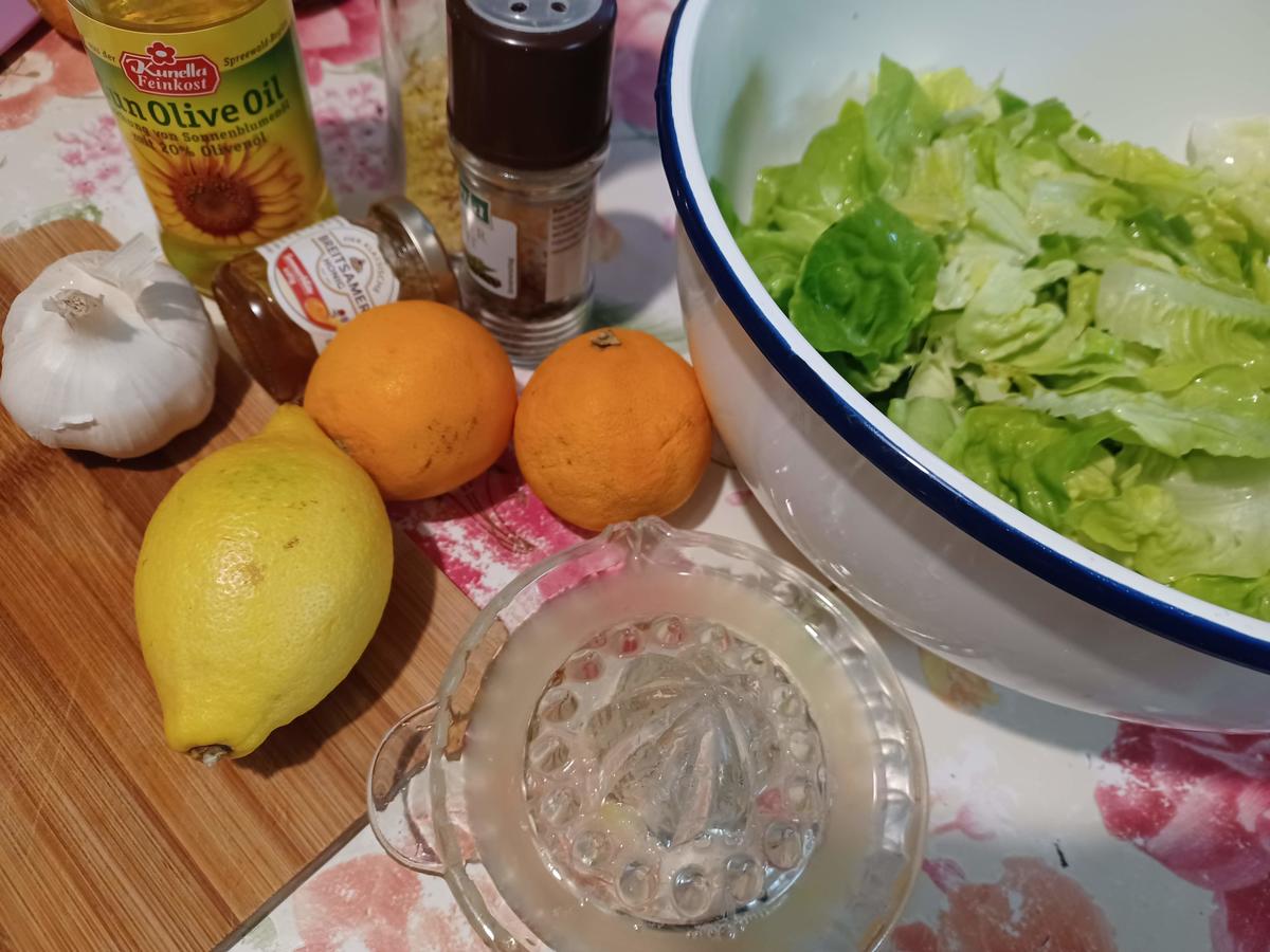 Salat mit Orangendressing - Rezept - Bild Nr. 3