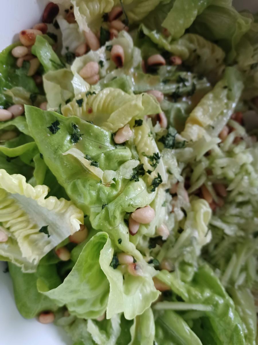 Salat mit Orangendressing - Rezept - Bild Nr. 6