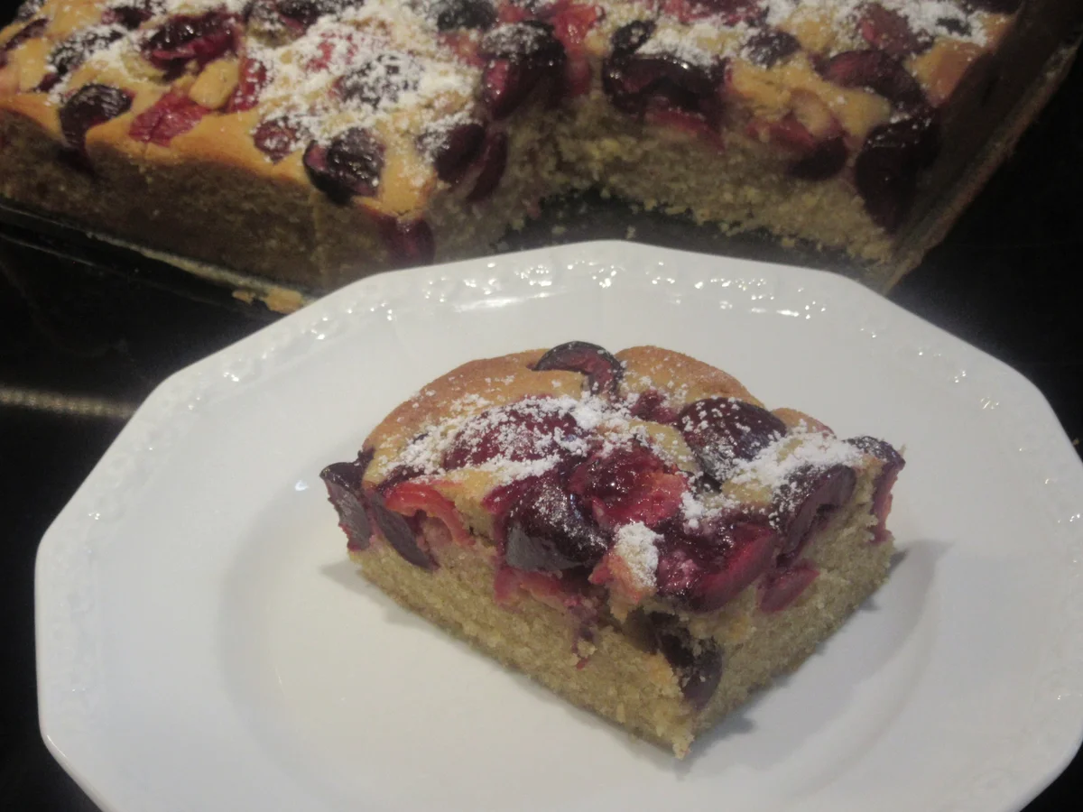 Rezept: Backen: Kirsch-Karamell-Schnitten Bild Nr. 17082 Backen: Kirsch-Karamell-Schnitten - Rezept - Bild Nr. 17082