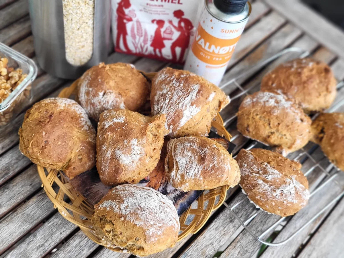 BiNe` S WALNUSS DINKELBRÖTCHEN - Rezept - Bild Nr. 6