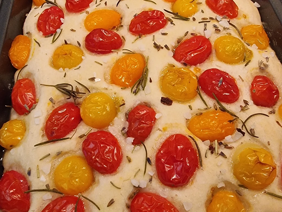 Rezept: Focaccia mit Tomaten Bild Nr. 17092 Focaccia mit Tomaten - Rezept - Bild Nr. 17092