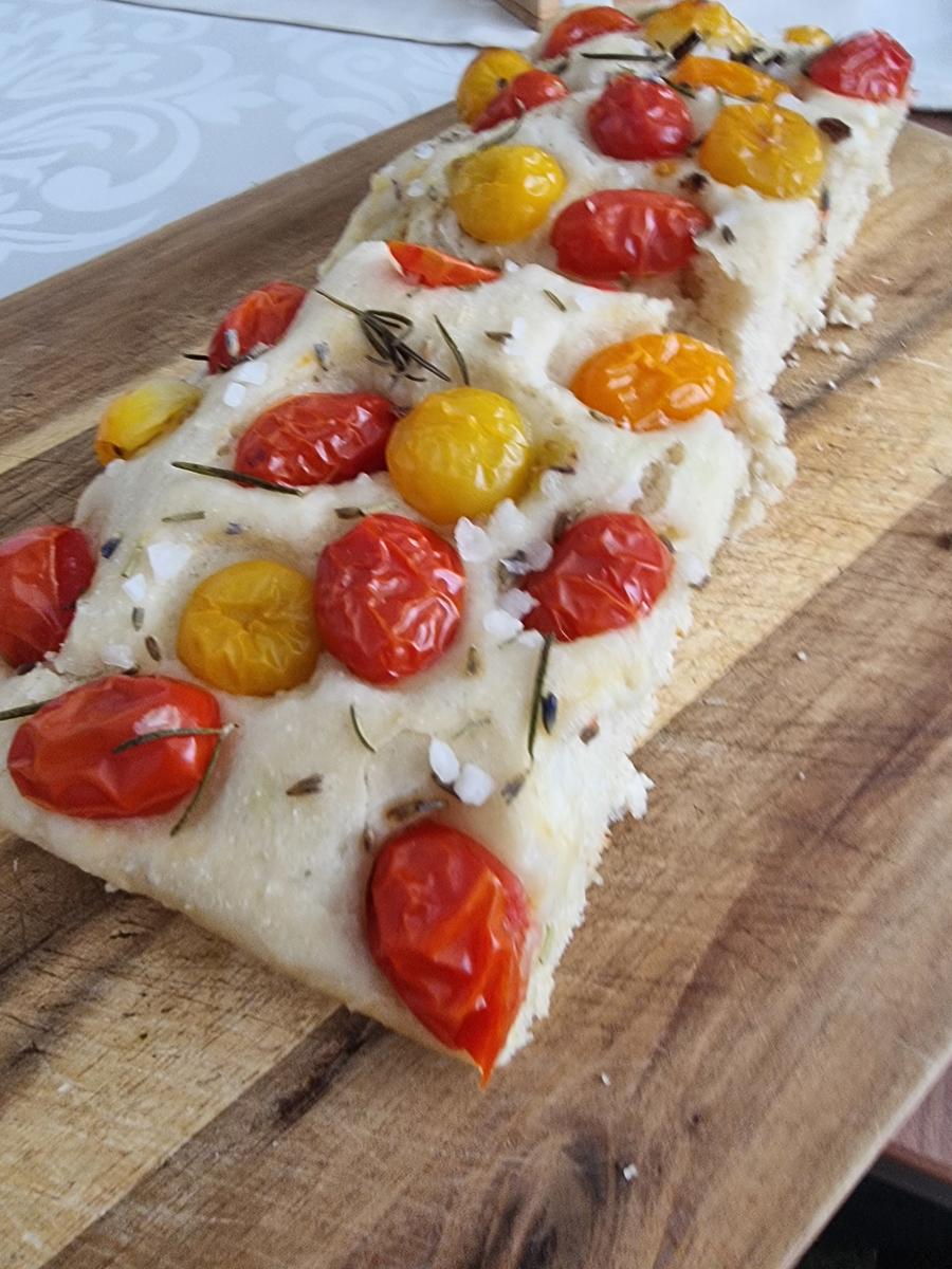 Focaccia mit Tomaten - Rezept - Bild Nr. 17093