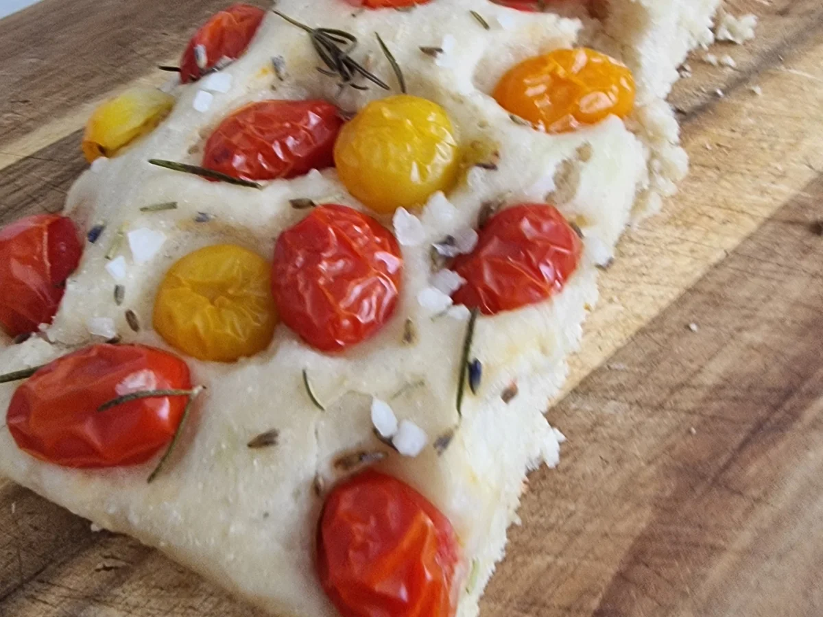 Rezept: Focaccia mit Tomaten Bild Nr. 17093 Focaccia mit Tomaten - Rezept - Bild Nr. 17093