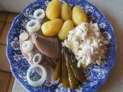 Räucher-Matjesfilets mit Gemüsemix-Salat und Pellkartoffel-Drillingen - Rezept - Bild Nr. 2