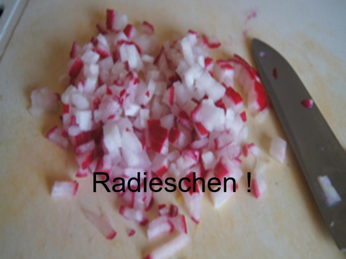 Räucher-Matjesfilets mit Gemüsemix-Salat und Pellkartoffel-Drillingen - Rezept - Bild Nr. 8