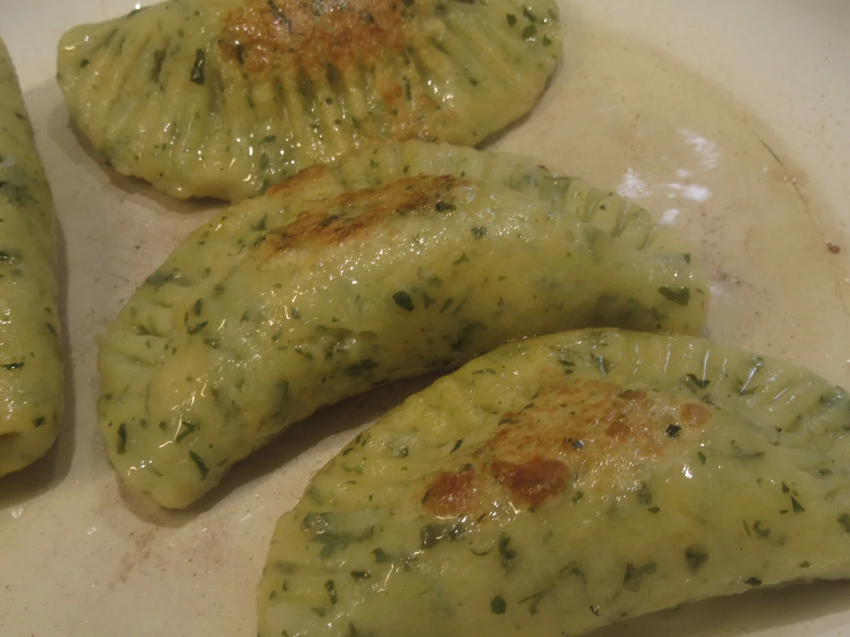 Pasta: Teigtaschen mit Pfifferlingfüllung - Rezept - Bild Nr. 17097