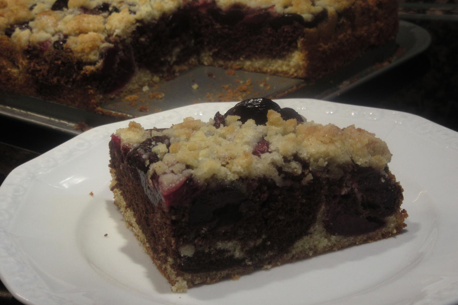 Backen: Marmor-Kirsch-Streusel - Rezept - kochbar.de
