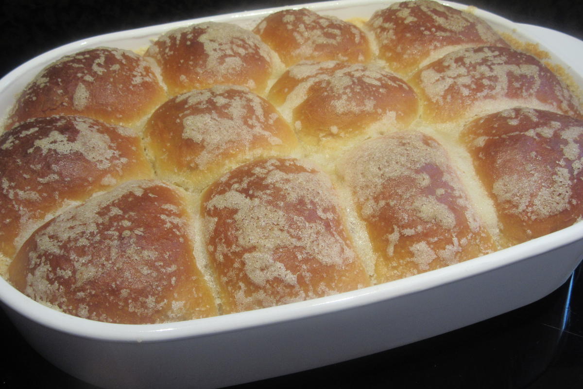 Backen: Karamellbuchteln mit Kirschfüllung - Rezept - Bild Nr. 3