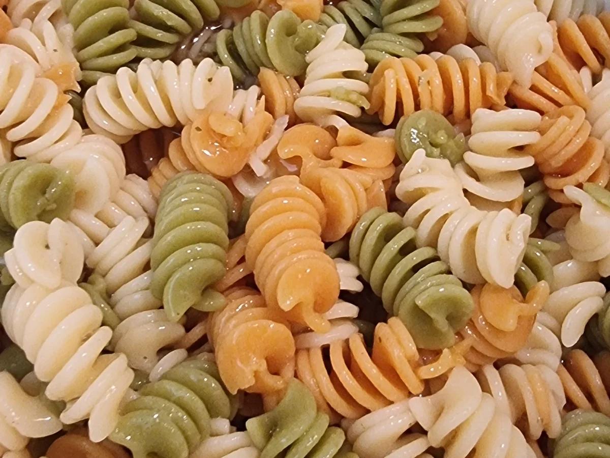 Bunter Nudelsalat - Rezept - Bild Nr. 17092