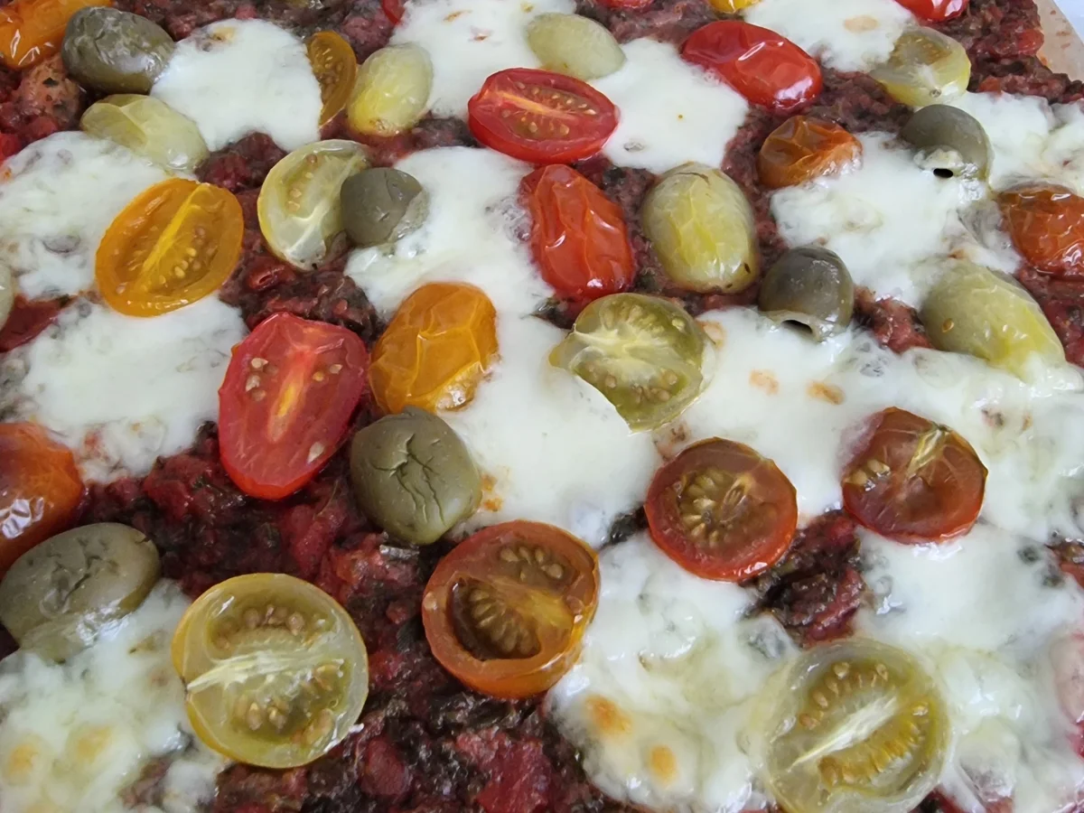 Antipasti-Pizza mit Pesto - Rezept - Bild Nr. 17102