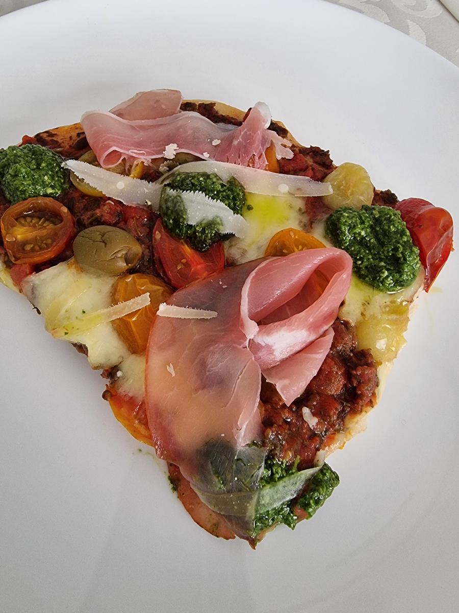 Antipasti-Pizza mit Pesto - Rezept - Bild Nr. 17104