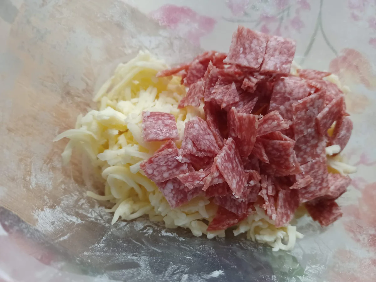 Rezept: Brot mit Käse und Salami Bild Nr. 17096 Brot mit Käse und Salami - Rezept - Bild Nr. 17096