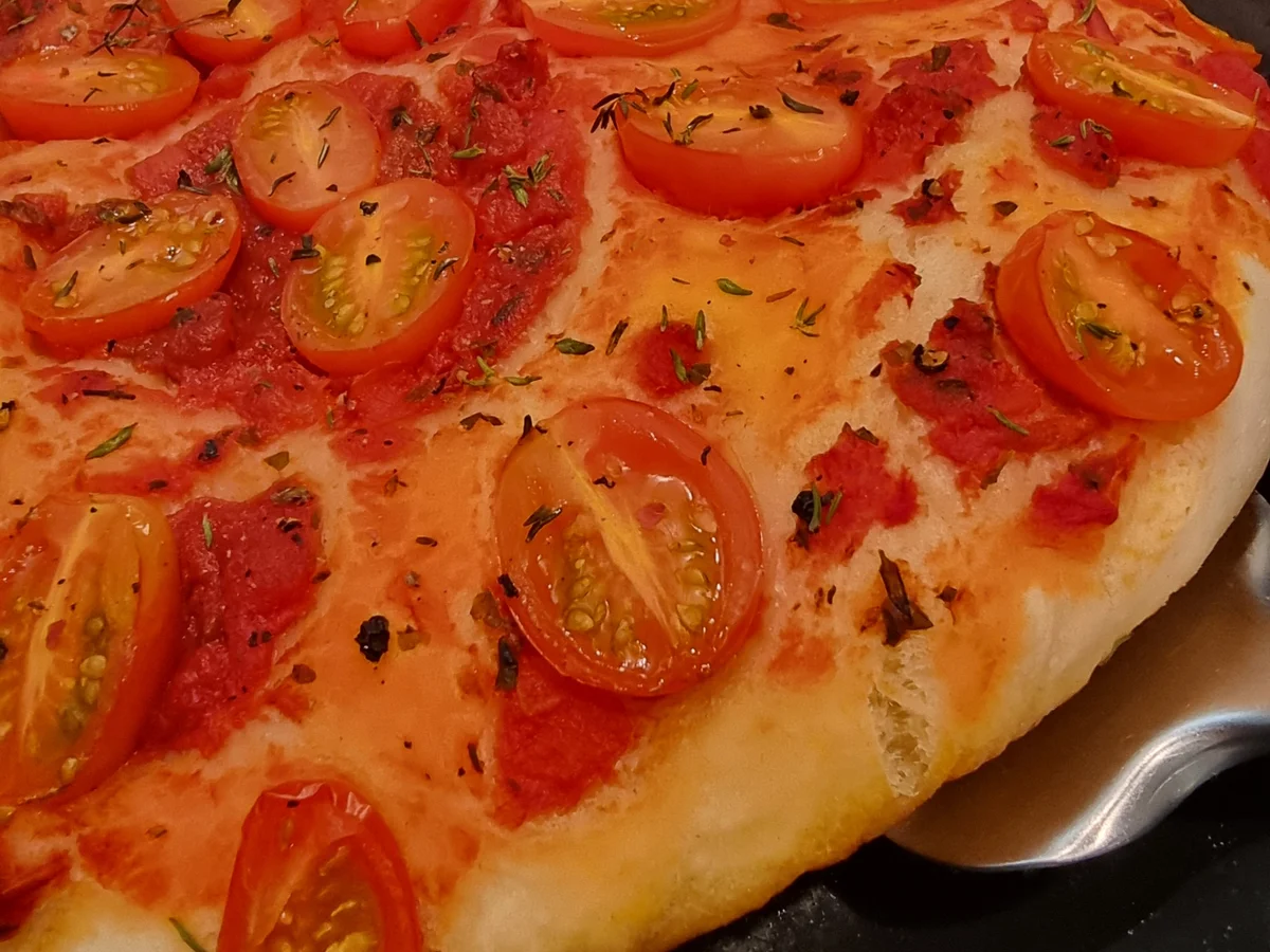 Rezept: Pfannen-Pizza ´´Sole Mio´´ Bild Nr. 17100 Pfannen-Pizza ´´Sole Mio´´ - Rezept - Bild Nr. 17100