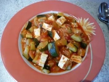 Rezept: Schnelle Zucchini -Pfanne mit Tomaten Schnelle Zucchini -Pfanne mit Tomaten - Rezept