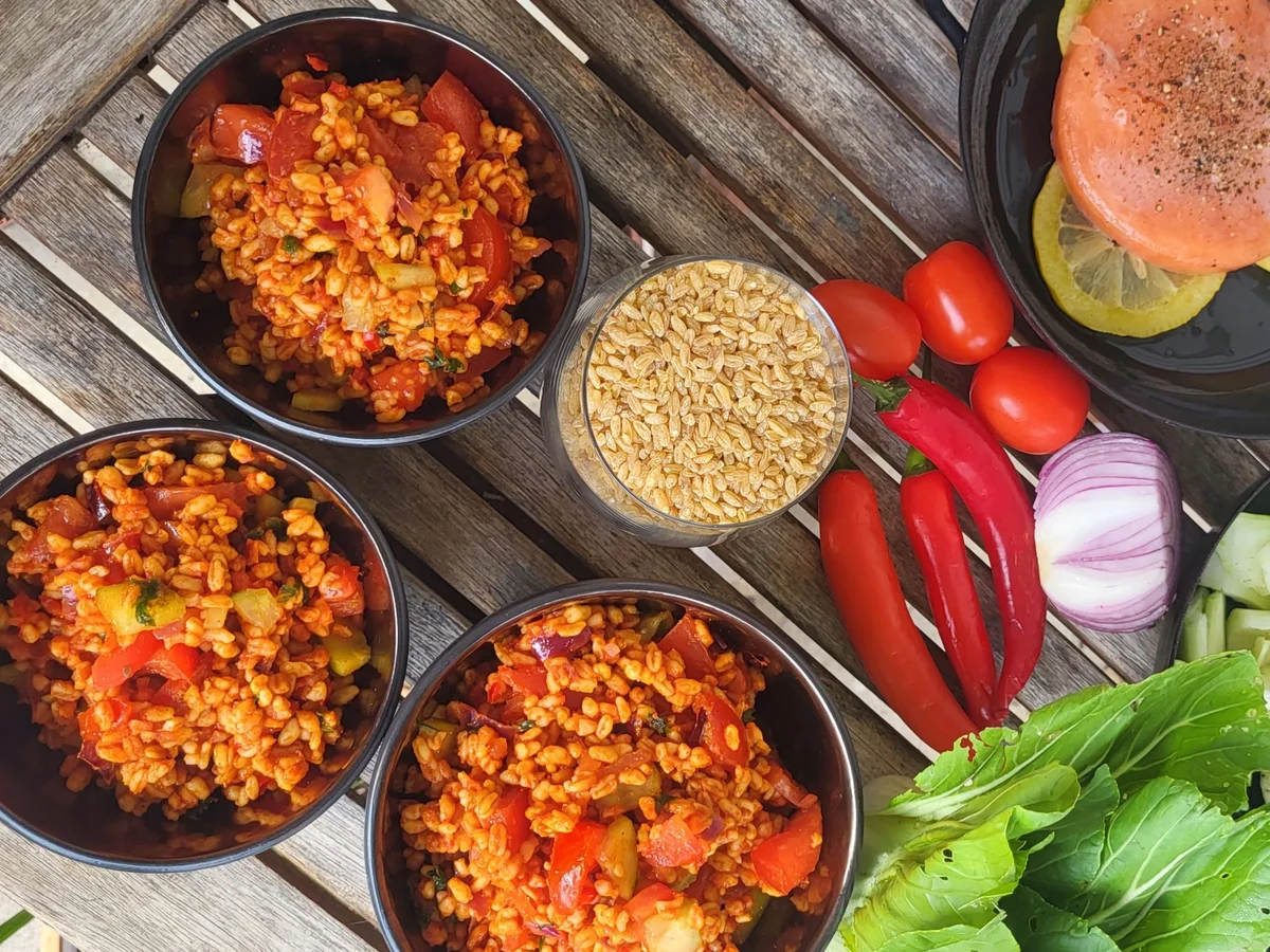 Rezept: BiNe` S TÜRKISCHER BULGURSALAT Bild Nr. 4 BiNe` S TÜRKISCHER BULGURSALAT - Rezept - Bild Nr. 4