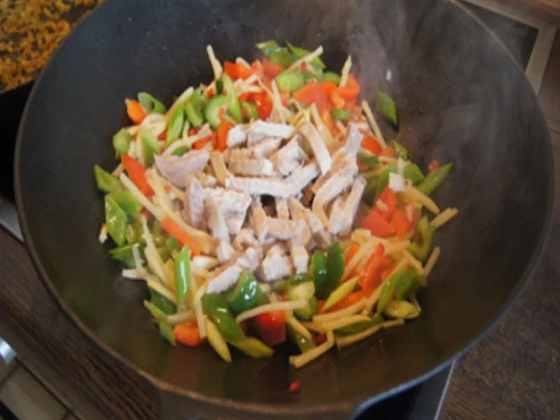 Rezept: Doppeltgegartes Schweinefleisch mit Curry-Reis Bild Nr. 17105 Doppeltgegartes Schweinefleisch mit Curry-Reis - Rezept - Bild Nr. 17105