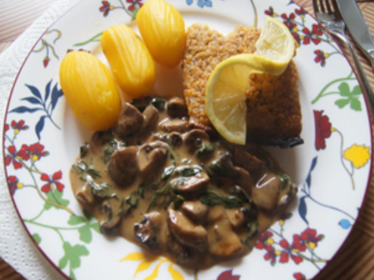 Schlemmer-Filet mit Champignons und Spinat in Rahmsauce und gelben Salzkartoffeln - Rezept - Bild Nr. 17102