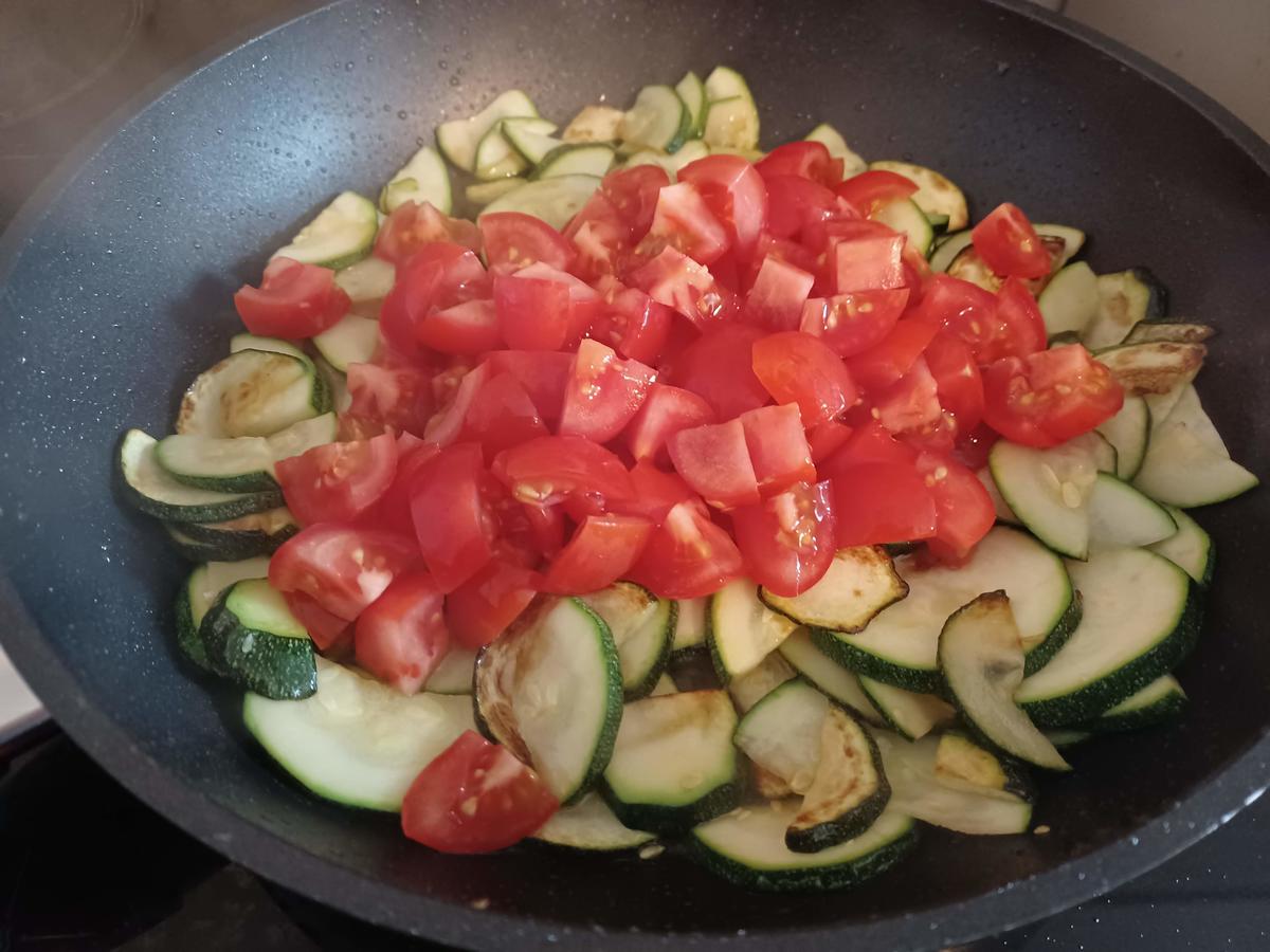 Zucchinigemüse warm oder kalt genießen - Rezept - Bild Nr. 17101