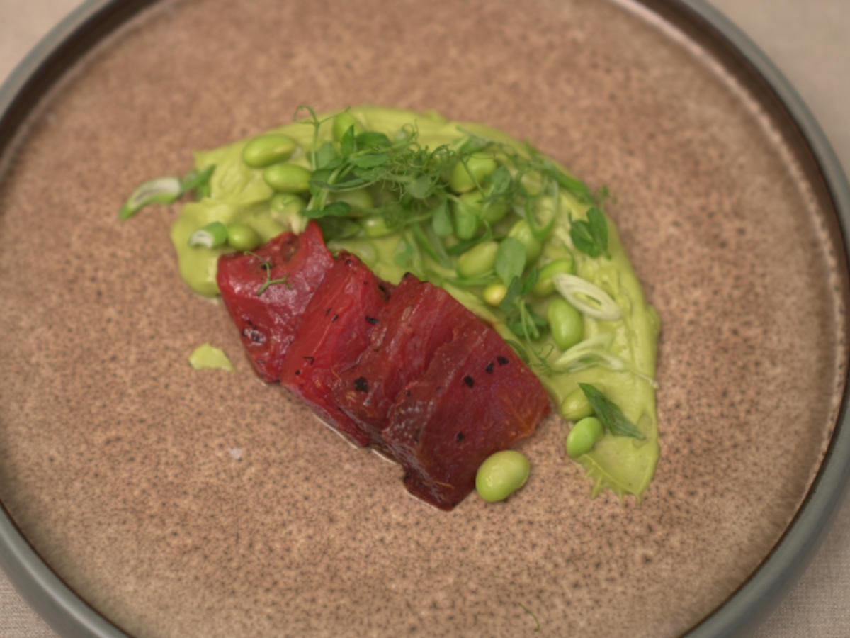 Thunfisch-Tataki mit Avocado-Püree - Rezept - Bild Nr. 17096