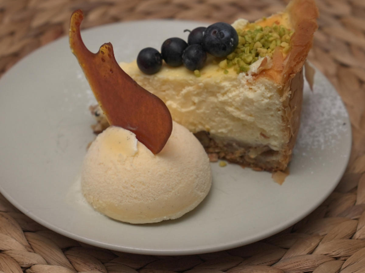 Baklava-Cheesecake mit Vanilleeis - Rezept - Bild Nr. 17096
