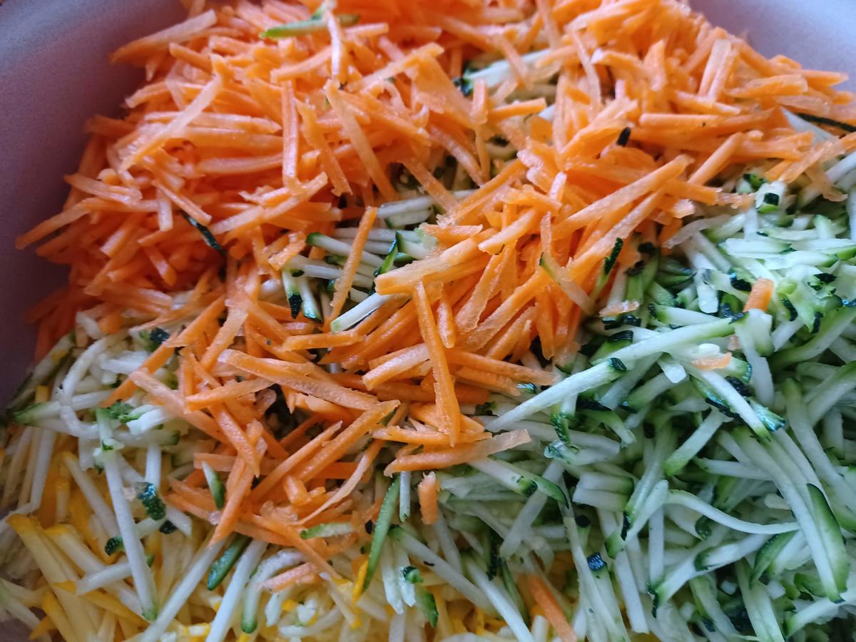 Zucchinipuffer - einfach - von loewe_bs Zucchinipuffer - einfach - von loewe_bs