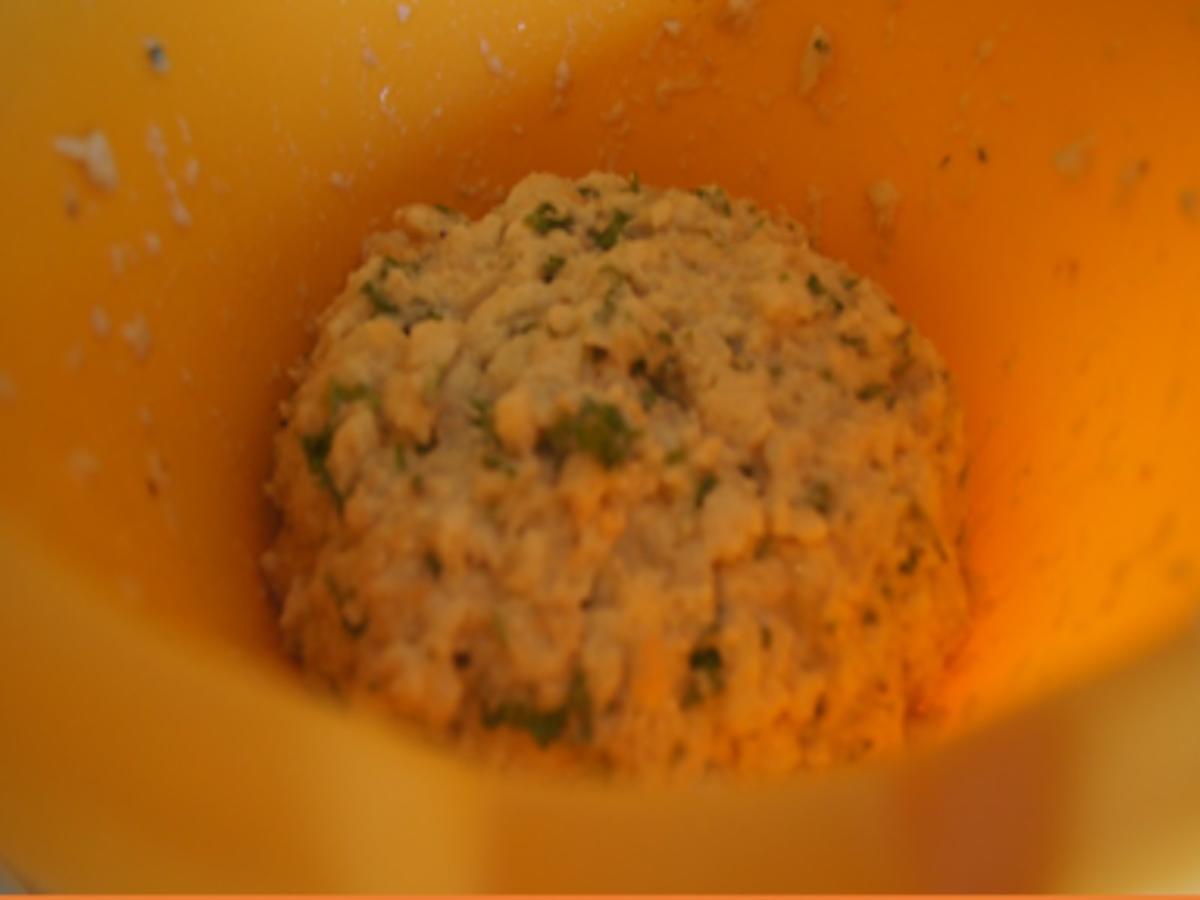 Steinpilze in Rahmsauce mit Semmelknödeln - Rezept - Bild Nr. 17124