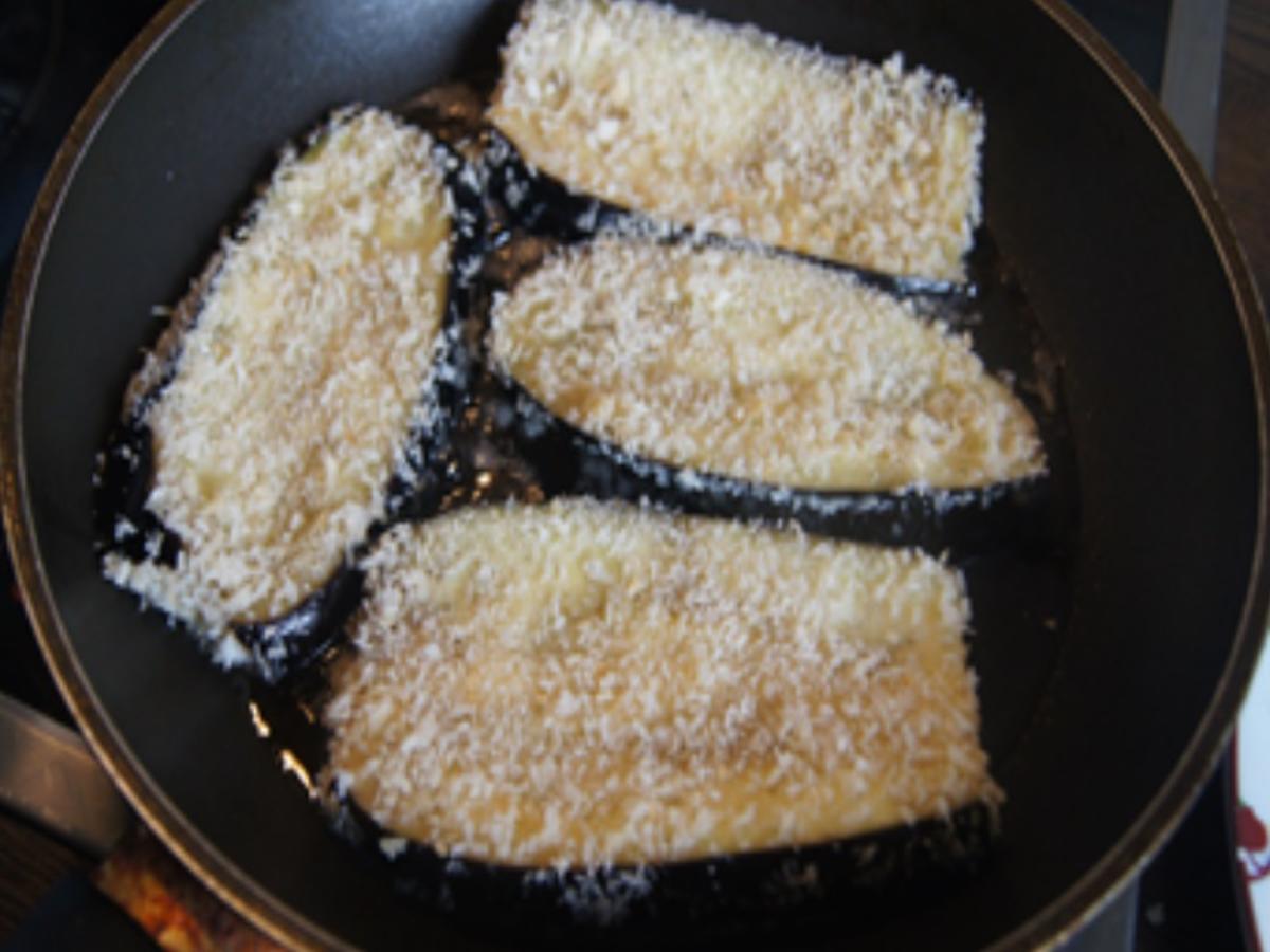 Auberginen-Schnitzel mit Knoblauch-Champignons und Spätzle - Rezept - Bild Nr. 17110