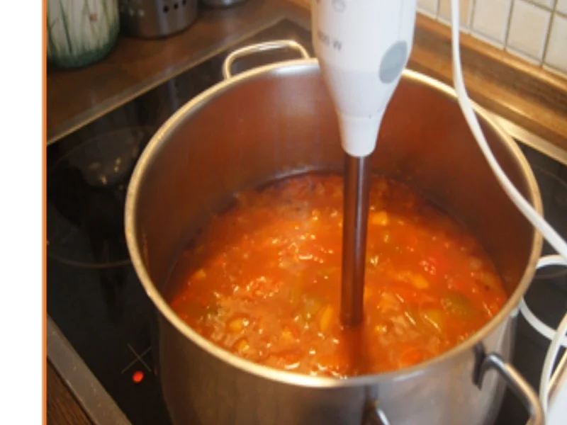 Rezept: Paprikasuppe mit Hackbällchen Bild Nr. 10 Paprikasuppe mit Hackbällchen - Rezept - Bild Nr. 10