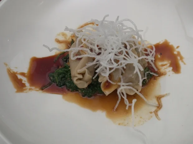 Rezept: Gyoza mit Sesamspinat und Glasnudelstroh Bild Nr. 17111 Gyoza mit Sesamspinat und Glasnudelstroh - Rezept - Bild Nr. 17111