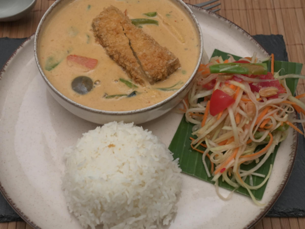 Tofu-Katsu mit Som Tam und Currypaste - Rezept - Bild Nr. 17111