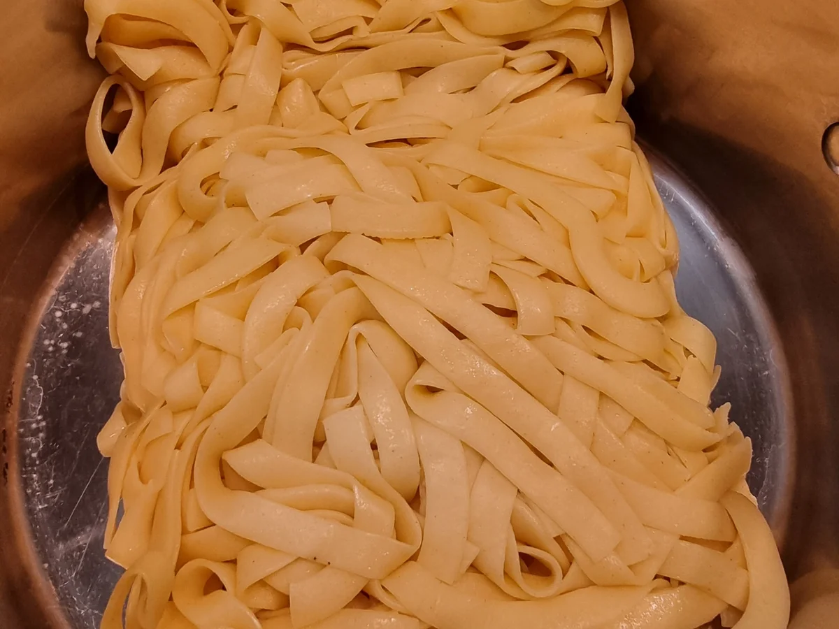 Pasta mit Pfifferlingen und Zucchini - Rezept - Bild Nr. 17112