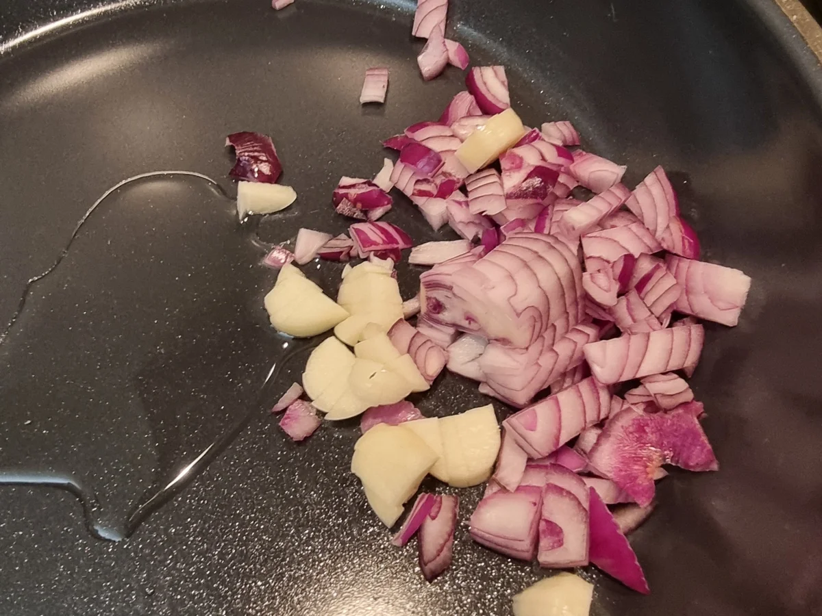 Pasta mit Pfifferlingen und Zucchini - Rezept - Bild Nr. 17115