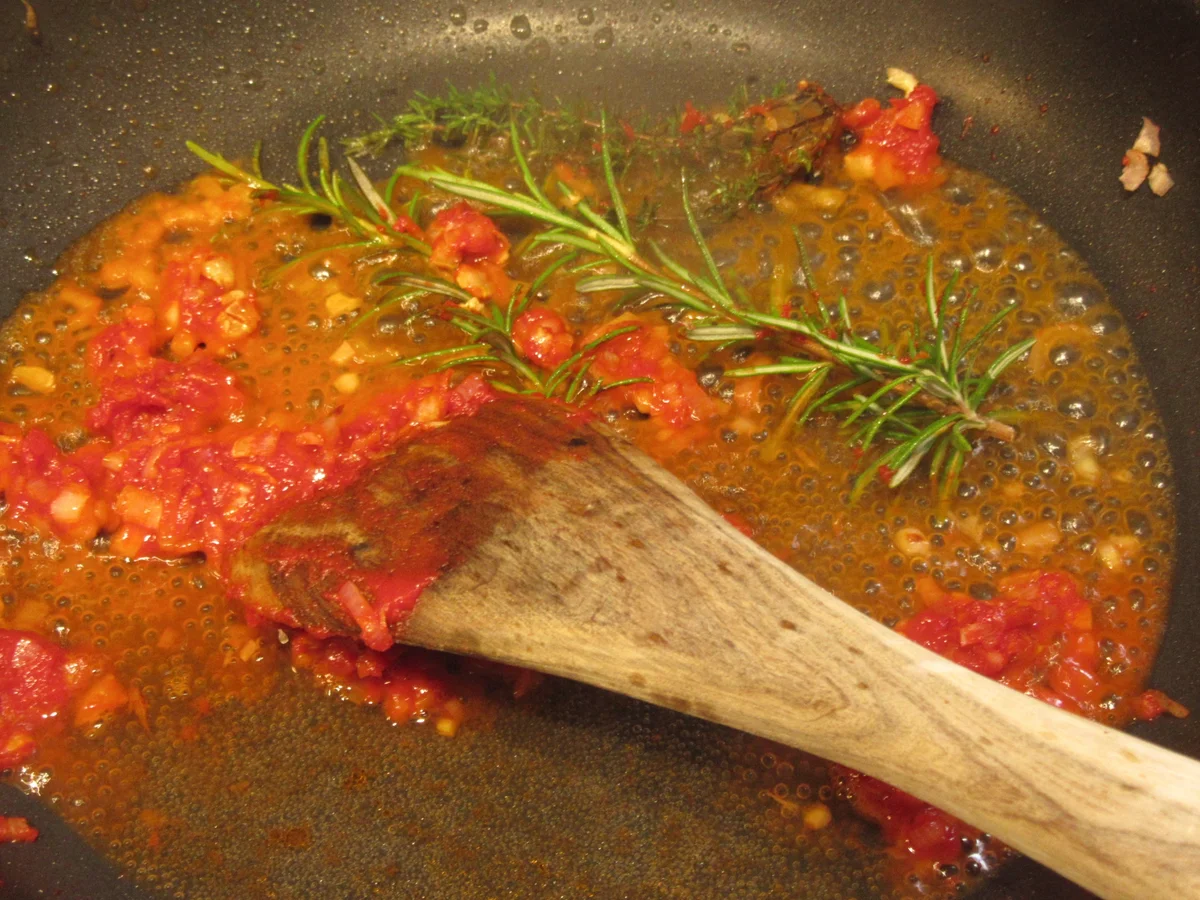 Rezept: Pilze: Knoblauchpilze nach toscanischer Art Bild Nr. 17114 Pilze: Knoblauchpilze nach toscanischer Art - Rezept - Bild Nr. 17114