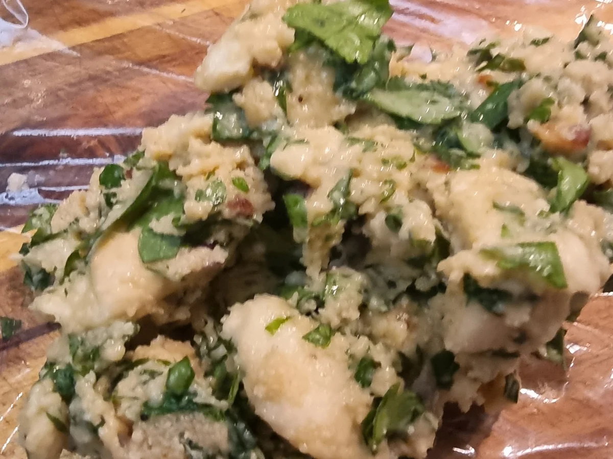 Pfifferlinge in Rahmsauce mit Serviettenknödeln - Rezept - Bild Nr. 17124