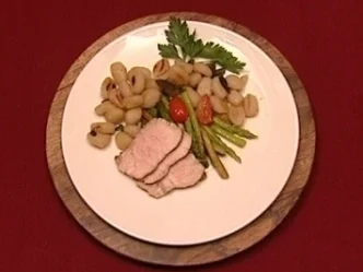 Gnocchi mit Kalbsrücken und frischem jungen Gemüse (Conny Niedrig) - Rezept