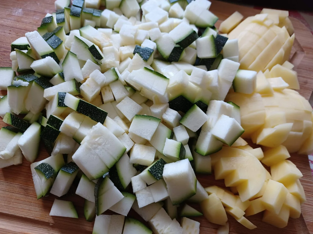 Rezept: Zucchini - Suppe Bild Nr. 17125 Zucchini - Suppe - Rezept - Bild Nr. 17125