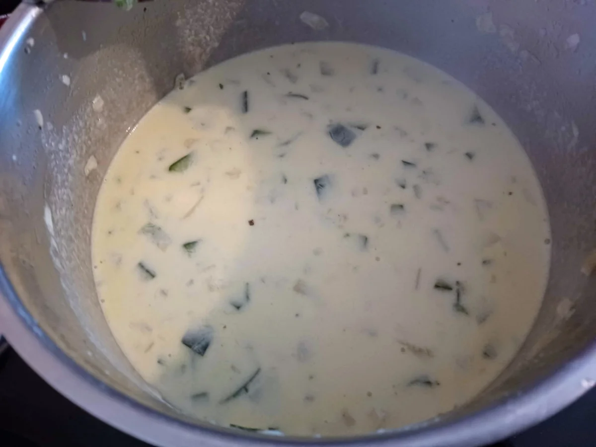 Rezept: Zucchini - Suppe Bild Nr. 17130 Zucchini - Suppe - Rezept - Bild Nr. 17130