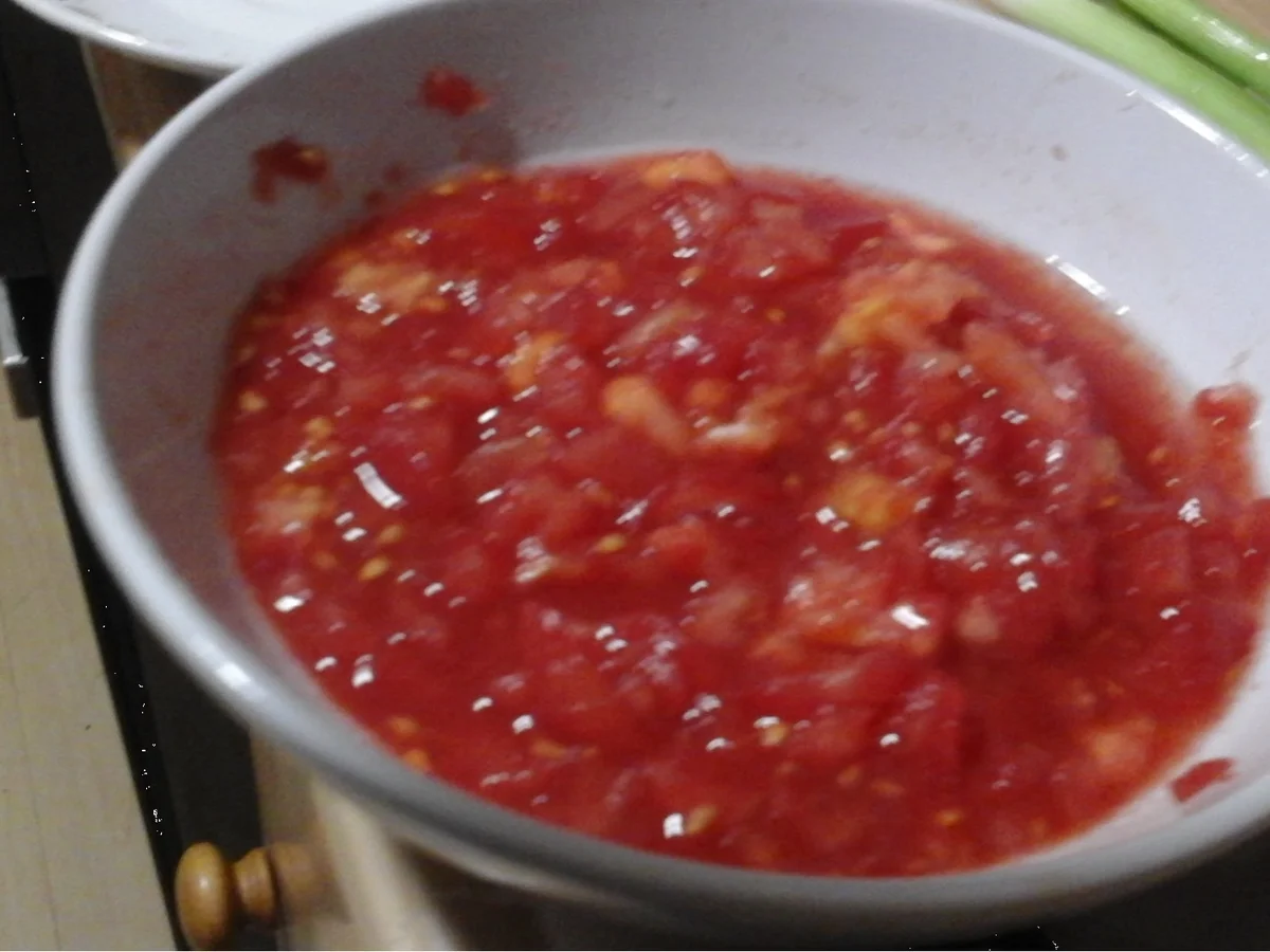 Gekochte Eier auf Paprika-Tomaten-Bett mit Drillingen - Rezept - Bild Nr. 10