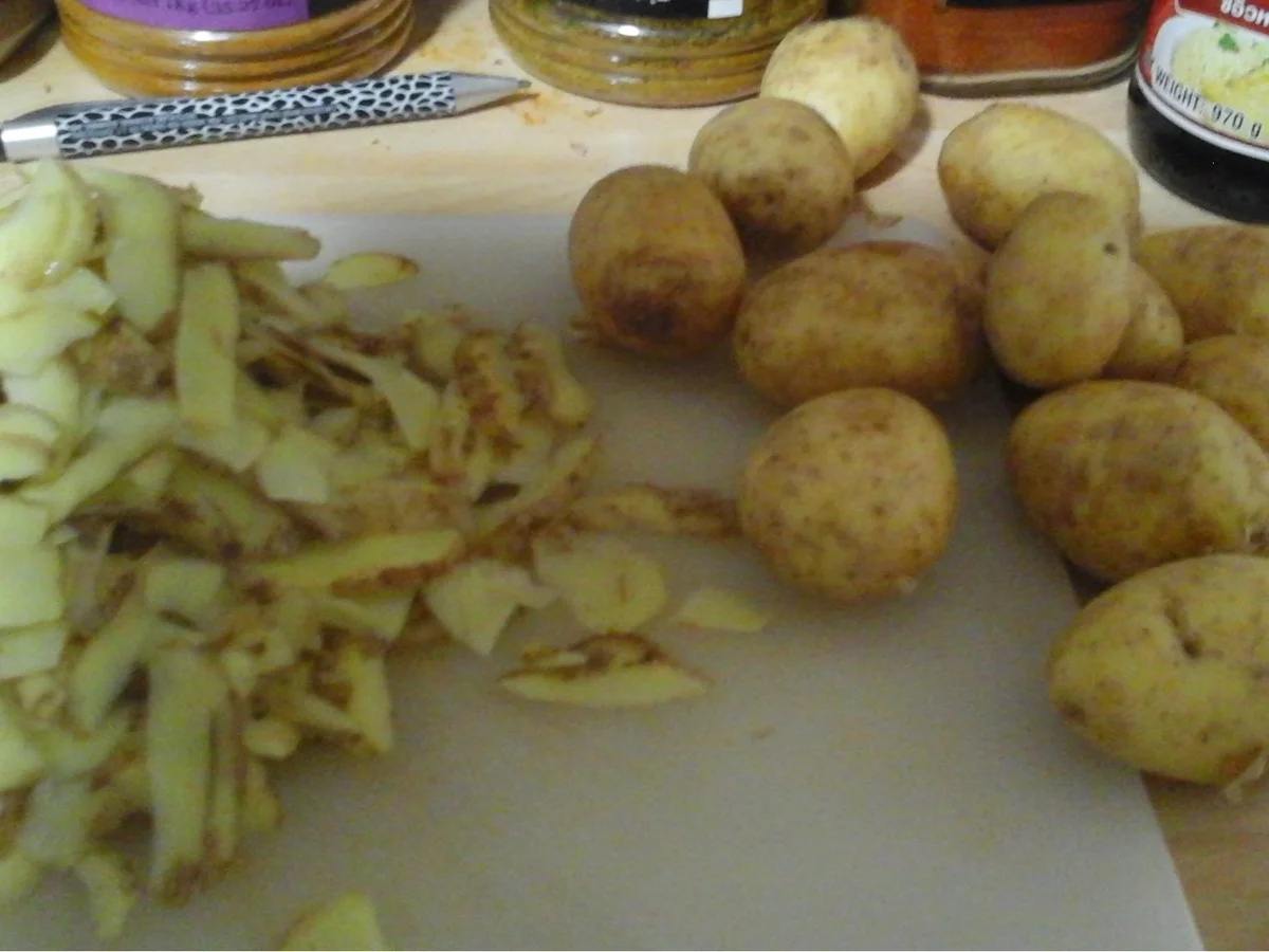 Gekochte Eier auf Paprika-Tomaten-Bett mit Drillingen - Rezept - Bild Nr. 18