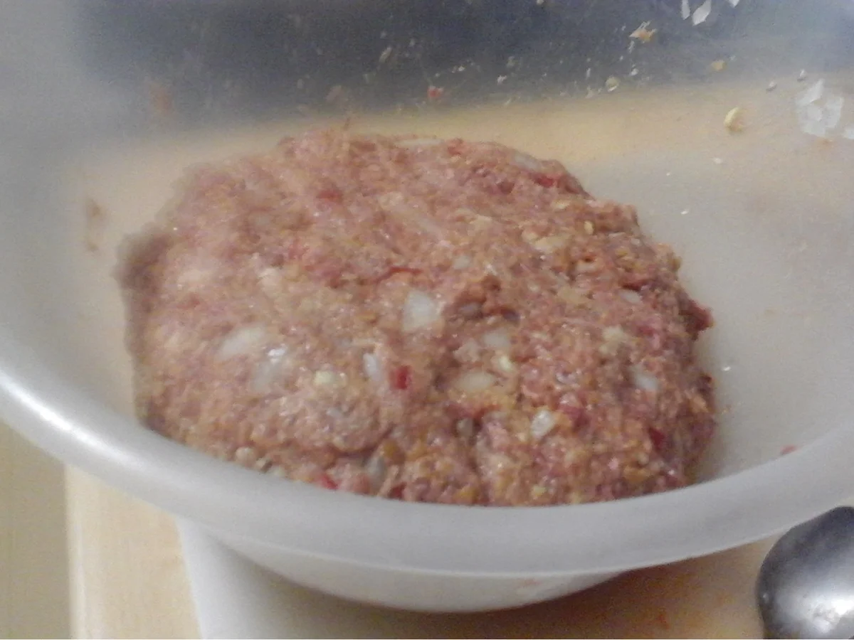 Rezept: Buletten mit Curry-Rahm-Champignons und Möhren-Sellerie-Kartoffel-Stampf Bild Nr. 5 Buletten mit Curry-Rahm-Champignons und Möhren-Sellerie-Kartoffel-Stampf - Rezept - Bild Nr. 5