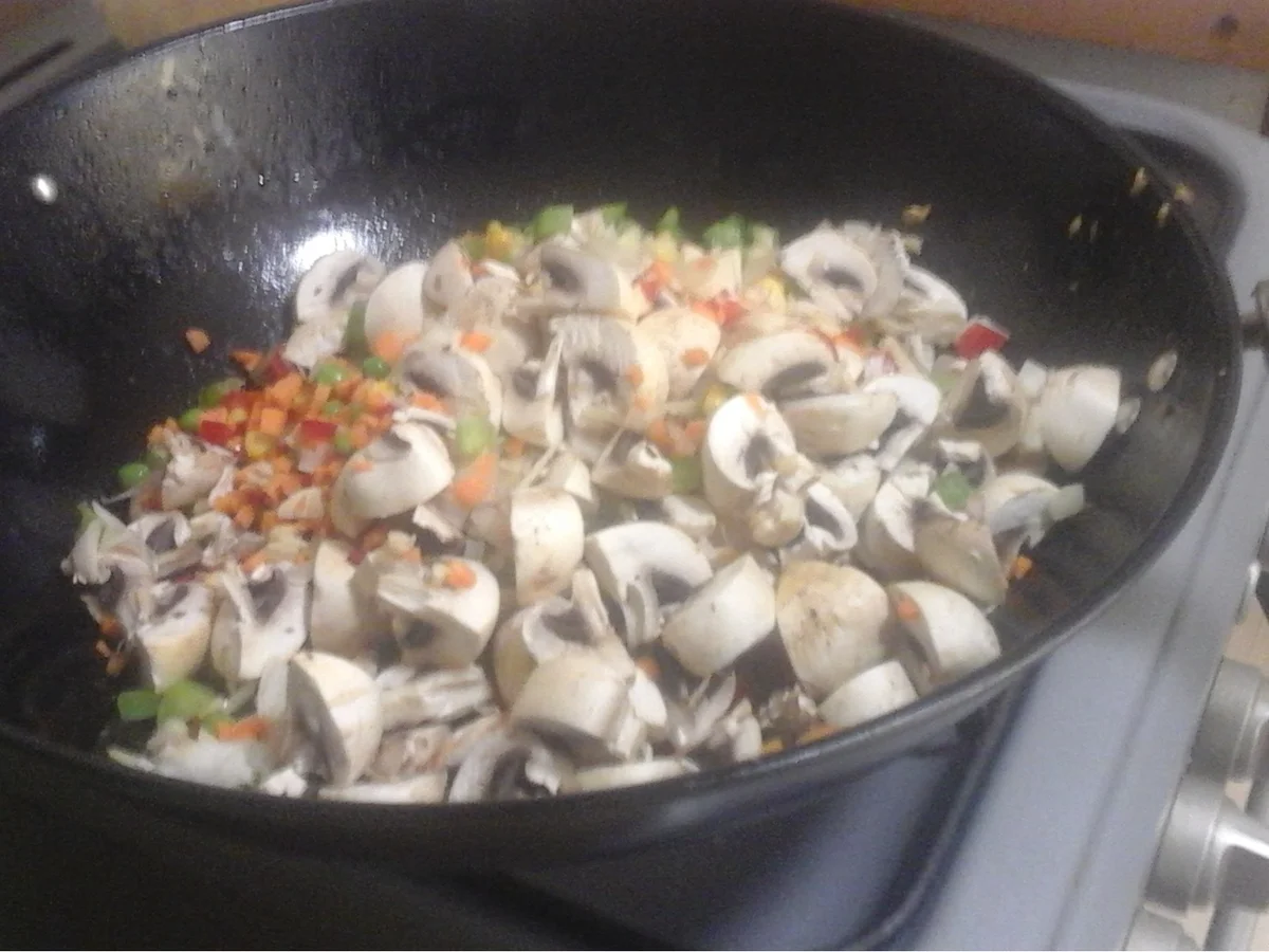 Birani mit Hähnchenfleisch, Gemüsemix und Eiern - Rezept - Bild Nr. 9