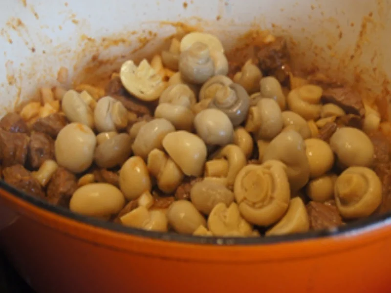 Rezept: Rindergulasch im Bauernbrot Bild Nr. 10 Rindergulasch im Bauernbrot - Rezept - Bild Nr. 10